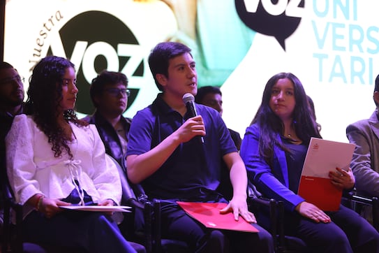 Respuesta de Arturo Alegría