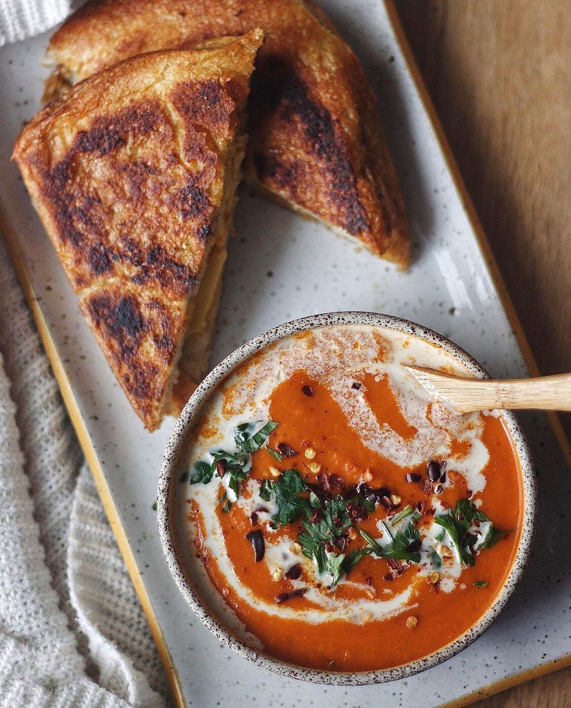 Crema de tomate. Puedes acompañarla con pan tostado. (Foto: Emily Bennett)