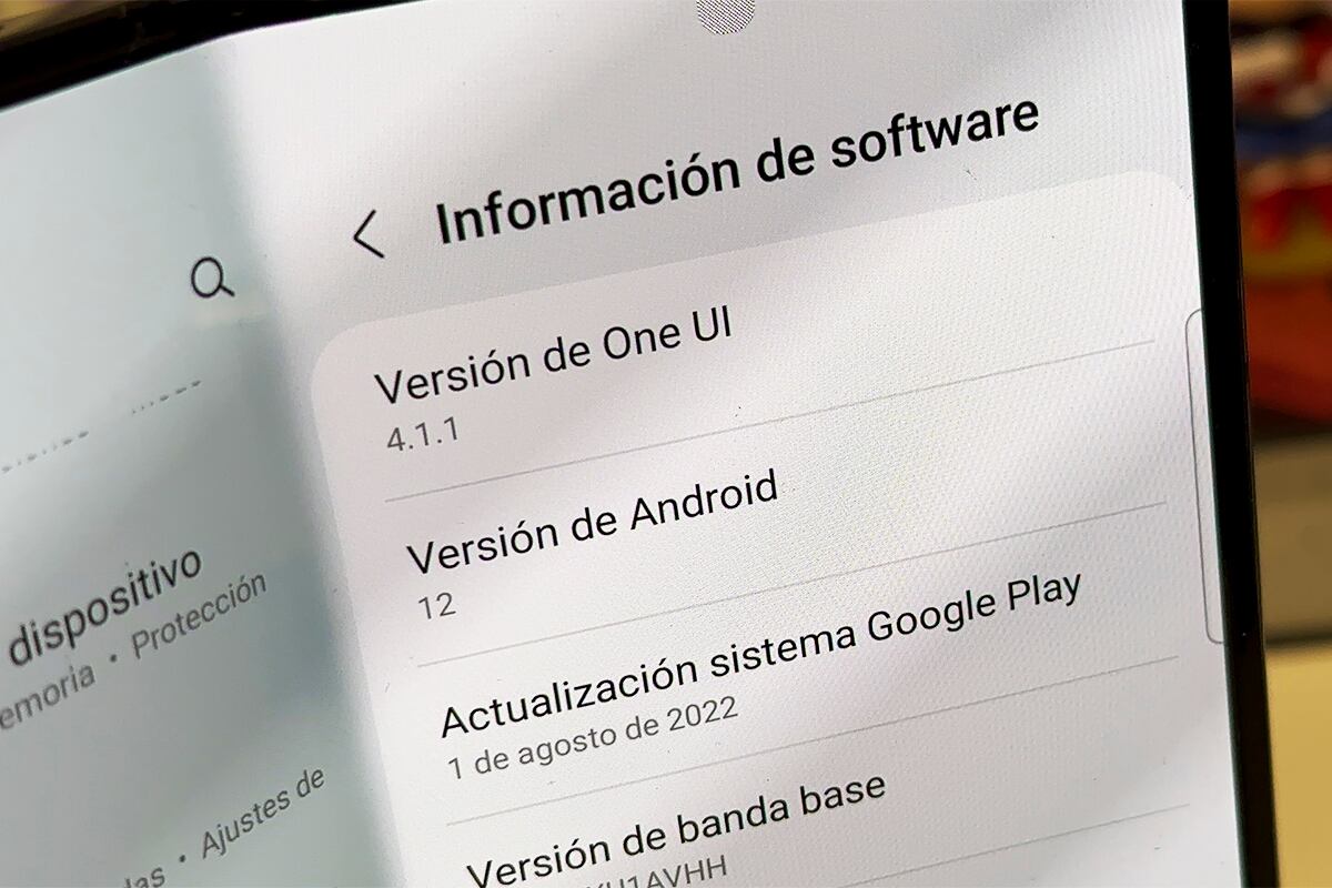 El Samsung Galaxy Z Fold 4, como habíamos mencionado al inicio, cuenta con un nuevo procesador, el Snapdragon 8+ Gen 1. (Foto: MAG - Rommel Yupanqui)