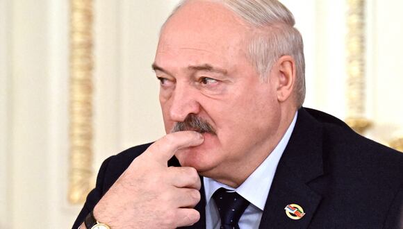 El presidente de Bielorrusia, Alexander Lukashenko, asiste a una reunión del Consejo de Estado Supremo del Estado de la Unión de Rusia y Bielorrusia, en San Petersburgo, el 29 de enero de 2024. (Foto de Pavel BEDNYAKOV / POOL / AFP).