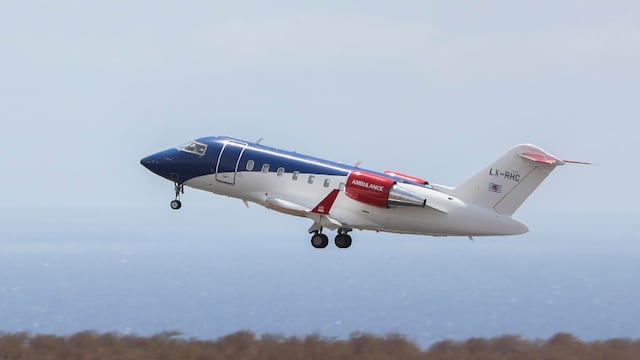 Uno de los aviones que despegó de Cabo Verde por foco de hantavirus aterrizó en Canarias, España