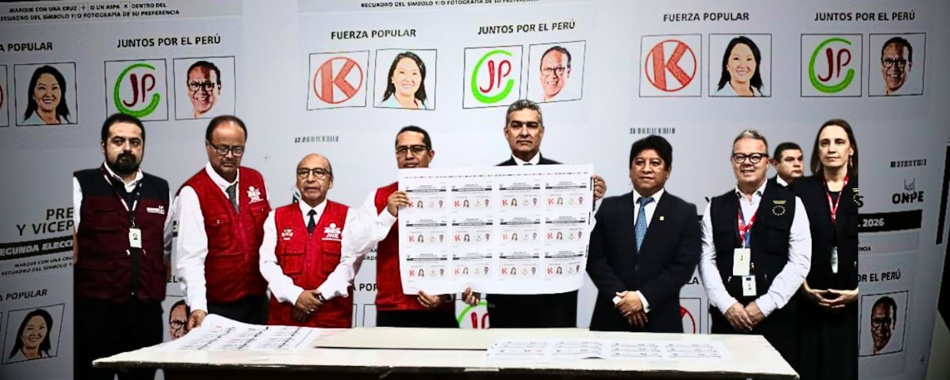 ONPE inicia impresión de cédulas para el balotaje: así lucirán y qué tamaño tendrán