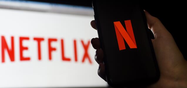 Esta serie de Netflix solo tiene ocho episodios, romances de escuela y es perfecta para una maratón