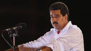 Maduro reitera "guerra sucia" en su contra a pocas horas de elecciones
