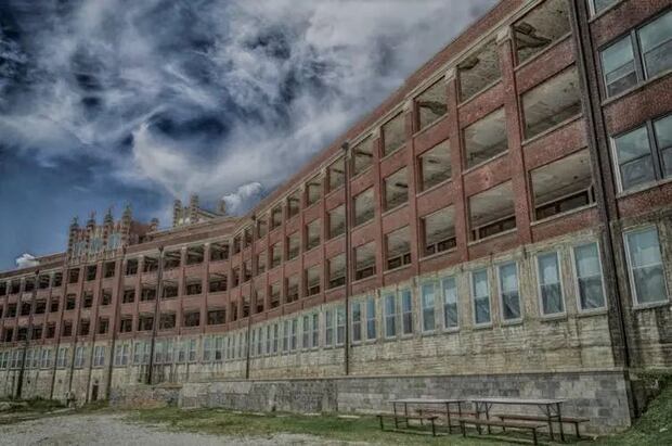 Los neurocientíficos llevaron a S. M. al Waverly Hills Sanatorium, considerado uno de los lugares más embrujados del mundo.