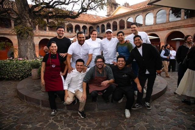 La celebración de los chefs participantes del Monasterio Food Festival por poder compartir sus propuestas en el Cusco. (Foto: Giancarlo Ávila/ GEC)