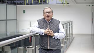 Carlos Anderson: “Los cambios de ministros de la presidenta me hacen pensar en Fossati y los cambios que hacía”