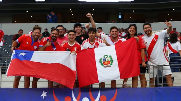 Aficionados peruanos llegaron en gran número al AT&T Stadium de Arlington, en Texas, Estados Unidos, para apoyar a la Bicolor en el partido contra Chile por la Copa América 2024 | Foto: Fernando Sangama / @photo.gec