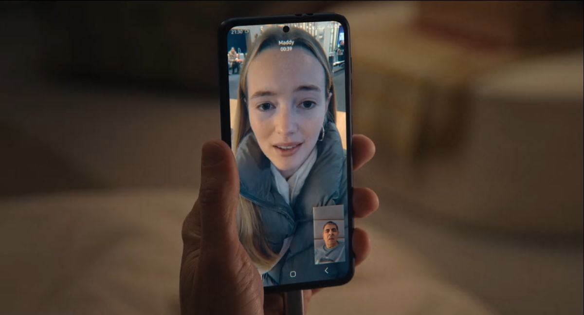 En “Hombre vs. Bebé”, Alanah Bloor interpreta a Maddy (Foto: HouseSitter Productions)