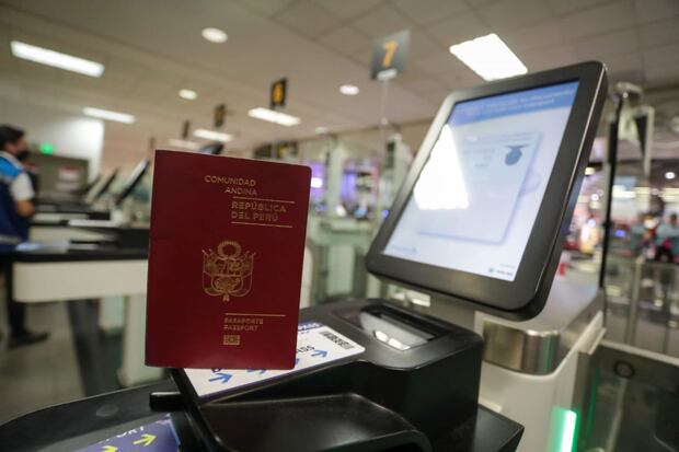 Se ha acordado incrementar las penas para aquellos extranjeros que, habiendo sido expulsados del Perú, ingresen nuevamente de manera irregular. (Foto: Migraciones)