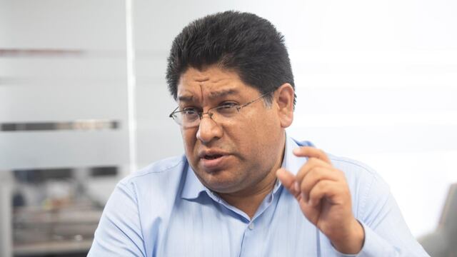 Rennan Espinoza: “No tengo ningún interés en defender a Chávarry”