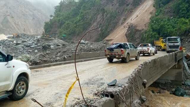 Ayacucho: habilitan tránsito en carretera Tambo-San Francisco afectada por desborde del río Piene 