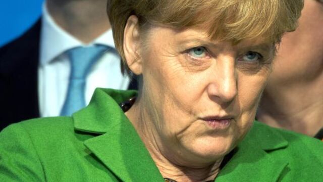 Alemania: Merkel ganaría elecciones pero necesitará coalición para gobernar