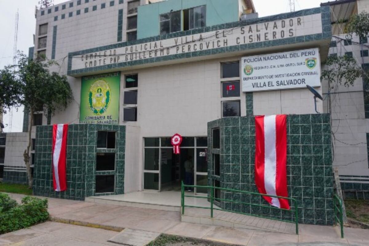 Un hombre logró escapar de la comisaría de VES mientras estaba bajo custodia en la dependencia policial. (Foto: Internet)