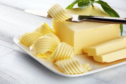 Mantequilla vs. margarina: ¿cuál es más saludable y en qué se diferencian?