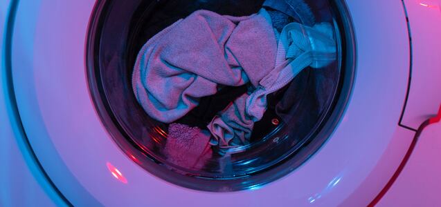 El truco casero para eliminar el moho de la goma de la lavadora
