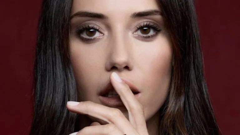 La actriz turca Cansu Dere en el papel de Asya Arslan, la protagonista de "Infiel" (Foto: Medyapim)