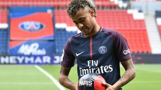 Neymar: París-Saint Germain todavía no recibe el tránsfer del crack brasileño