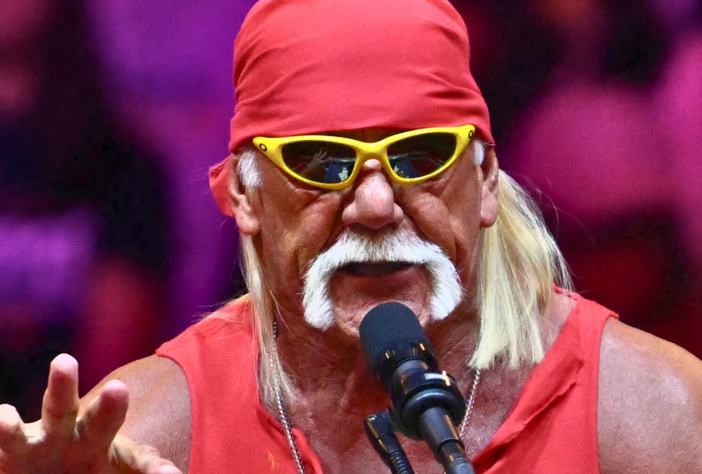 Hulk Hogan fue reconocido como uno de los luchadores más importantes de la historia del Wrestling a nivel internacional. En vida, él firmó con la WWE como embajador de la marca (Foto: AFP)