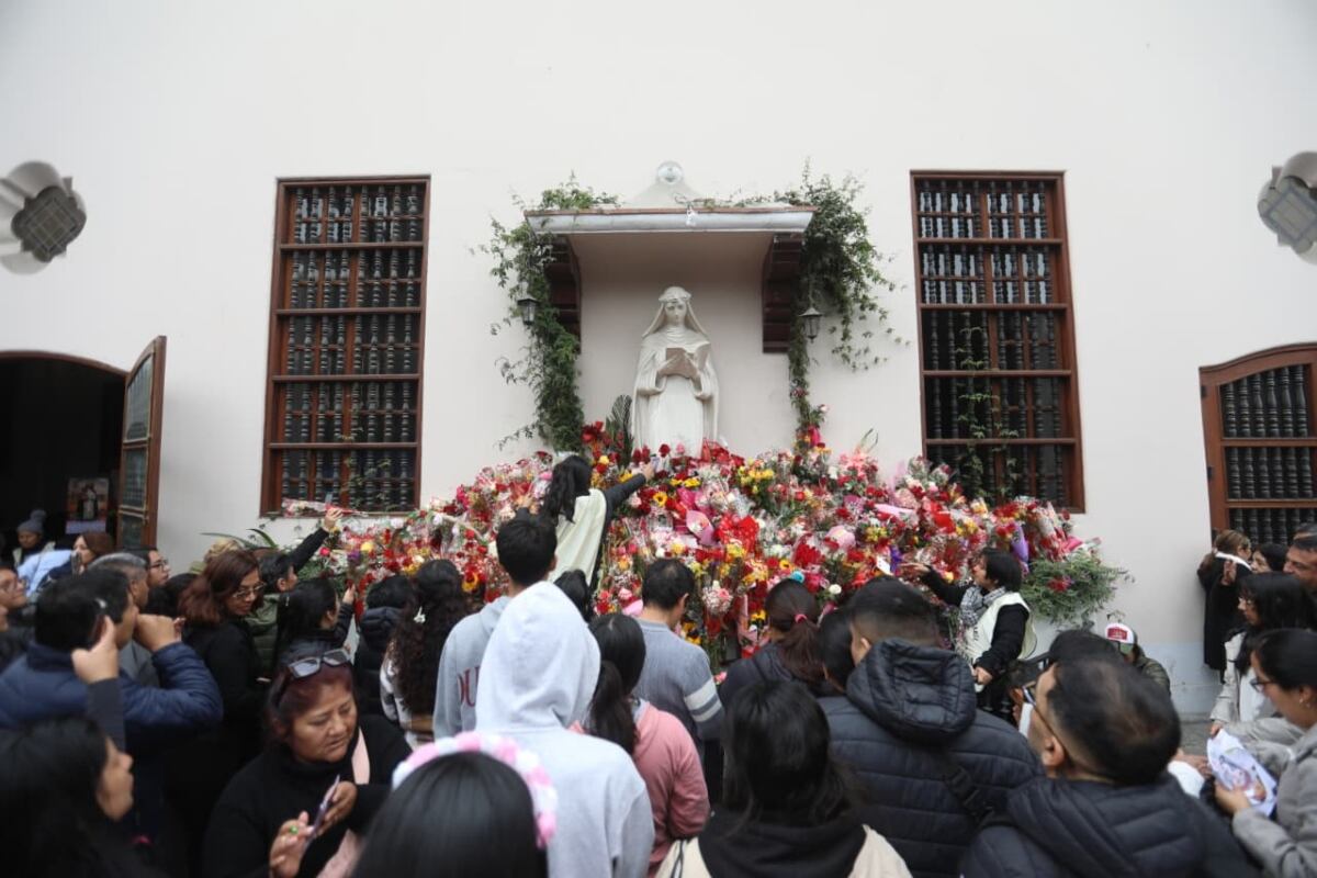 Autoridades disponen cierres y desvíos en el Centro Histórico por celebración de Santa Rosa. (Foto: GEC)