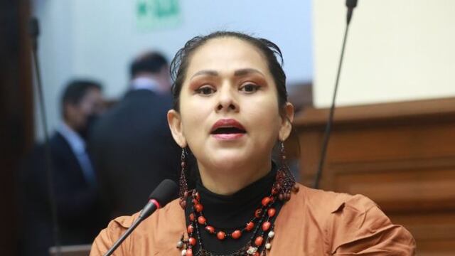Congreso: Silvana Robles deja la vocería de la bancada de Perú Libre tras diferencias