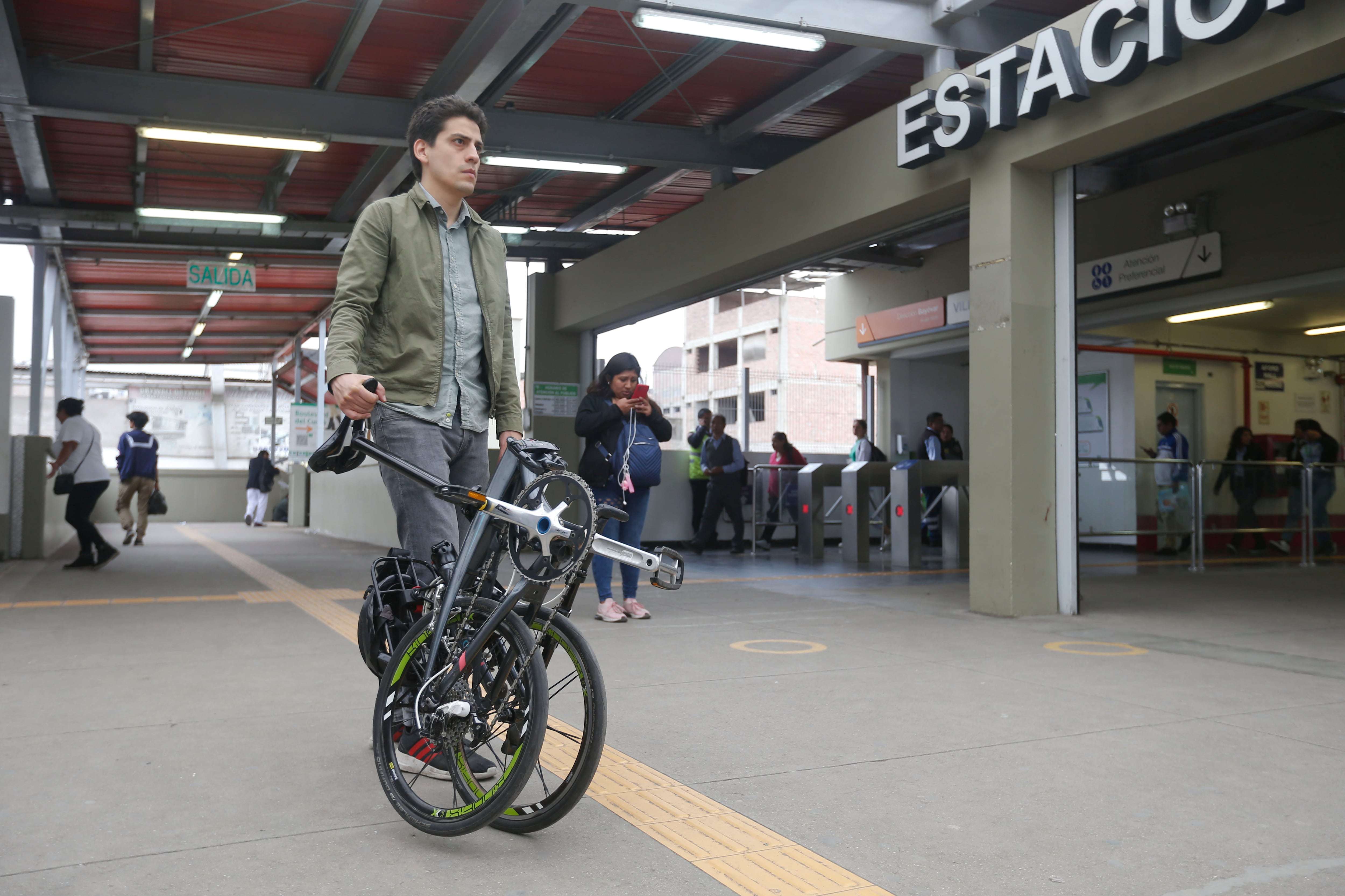 El ingreso de las 'bicis' plegables a la Línea 1 estará permitido durante todo el día. Foto: Diana Marcelo GEC.