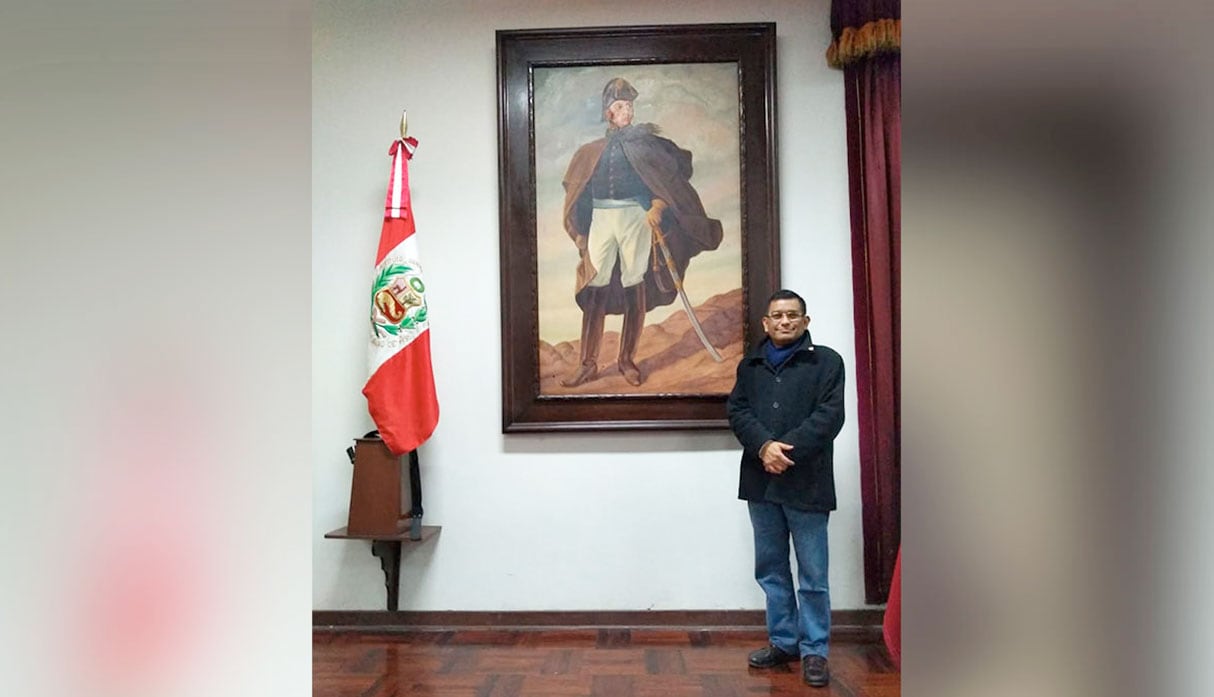 Juan Fernández, historiador y miembro del Instituto Sanmartiniano del Perú, tiene la misión de difundir los logros y vida del Libertador. (Foto: Kenyi Coba)