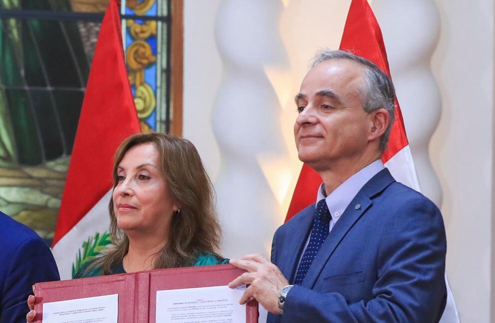 Dina Boluarte y el ministro Jorge Luis Montero fueron acusados constitucionalmente por cambio en el Reinfo. (Foto: Minem)