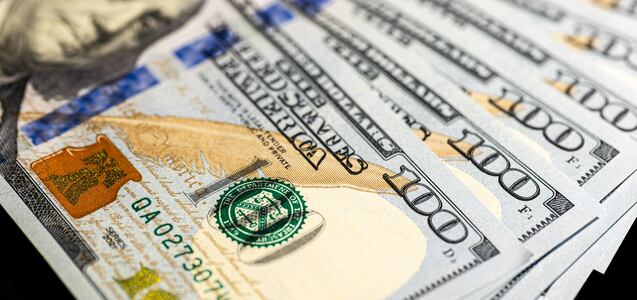 ¿Por qué se retrasa el pago de los reembolsos de la temporada de impuestos 2025?