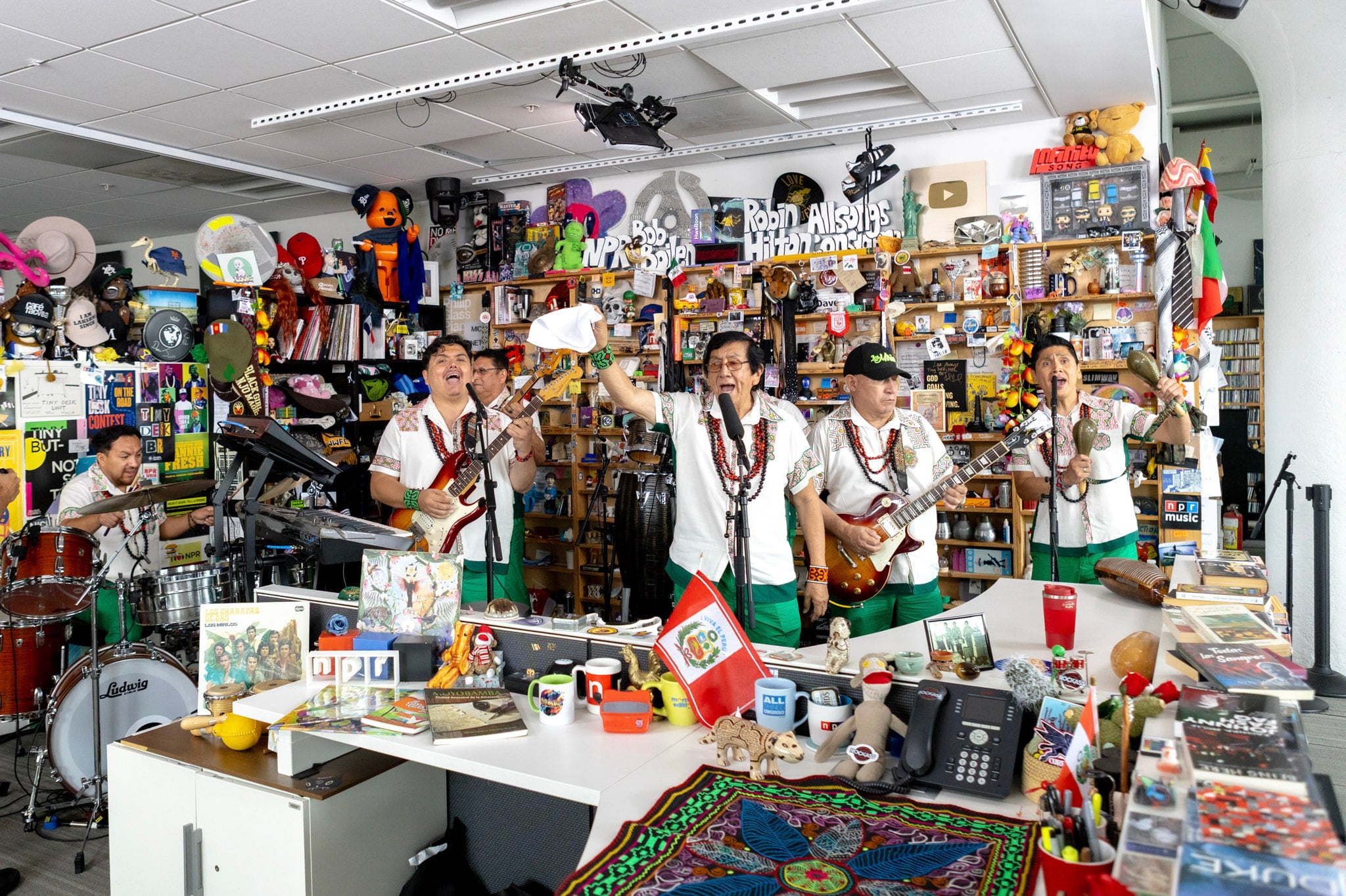 Los Mirlos en el Tiny Desk: los momentos más memorables de su presentación
