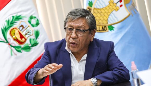Acusan al gobernador regional del Callao, Ciro Castillo-Rojo, de financiar medios digitales para levantar su imagen.