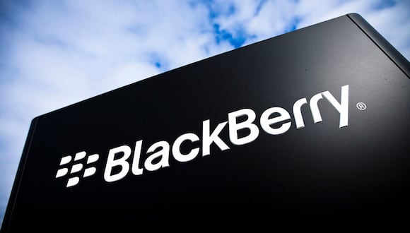 Si bien BlackBerry dejó de fabricar teléfonos en 2016, la licencia de sus equipos fue cedida otras empresas. | Foto: BlackBerry