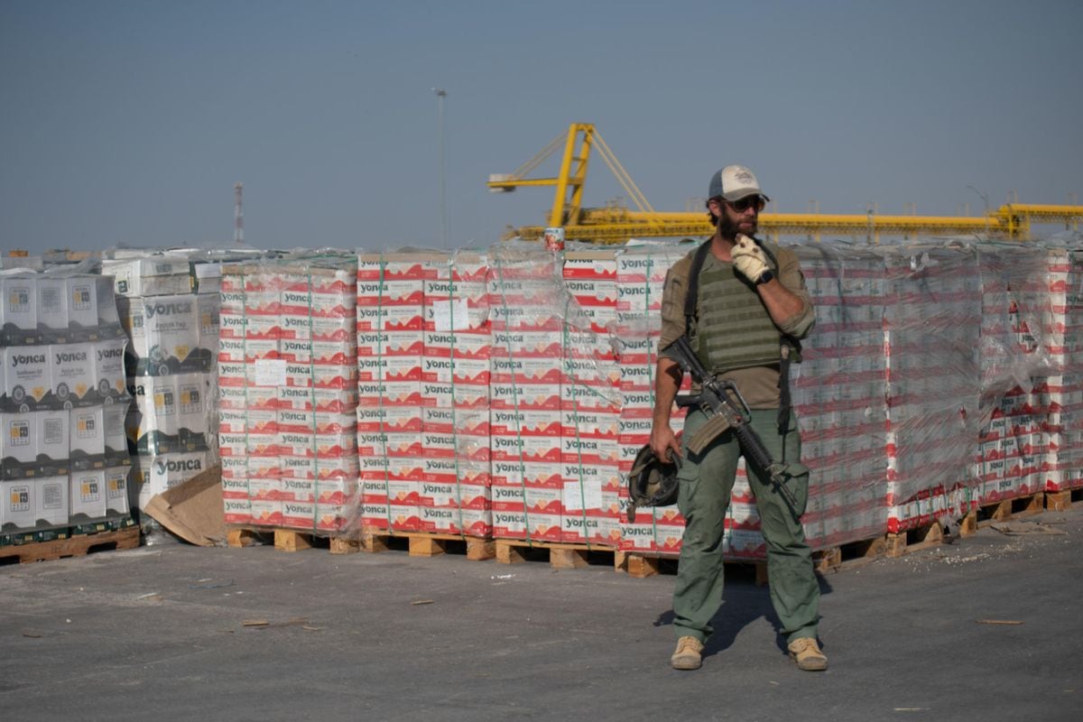 El Ejército israelí reanudará durante la noche de este sábado el lanzamiento por aire de ayuda en la Franja de Gaza. EFE/ Magda Gibelli