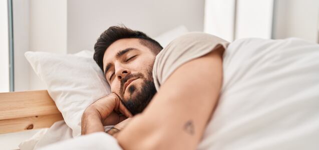 Adiós al insomnio: los sencillos consejos de un dermatólogo para dormir mejor