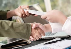 La nueva regla federal de la SBA que impedirá a residentes permanentes acceder a préstamos en EE.UU. desde el 1 de marzo