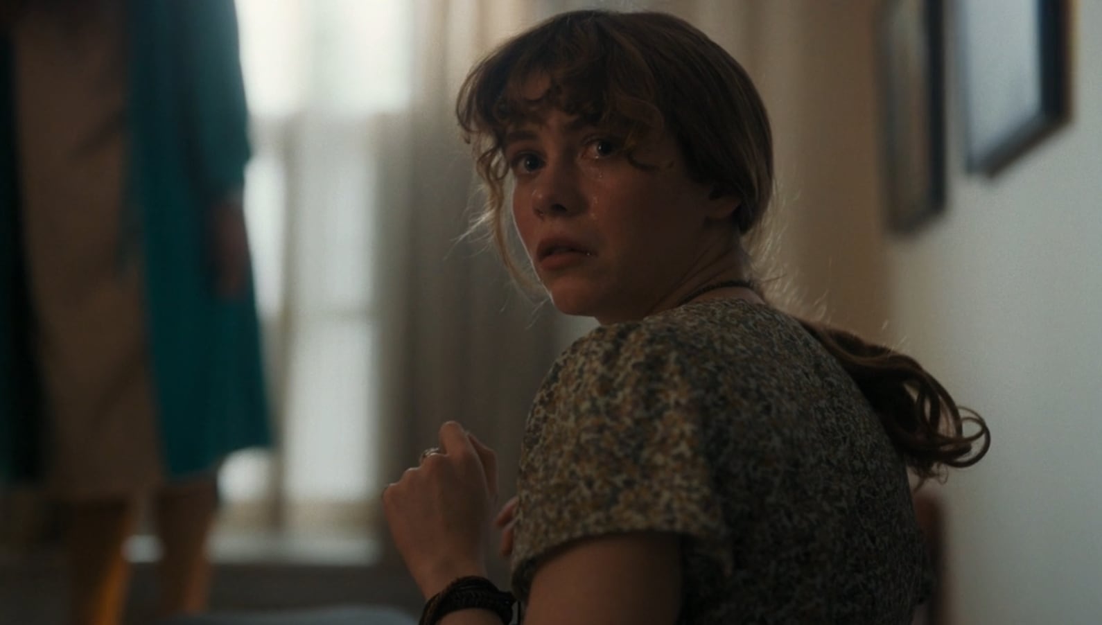 La que aparece al final de "It: Welcome to Derry" es Beverly Marsh, perteneciente al club de los perdedores. (Foto: HBO)