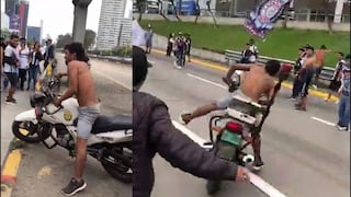 Barrista roba motocicleta de la Policía y escapa a toda velocidad por la Vía Expresa | VIDEOS