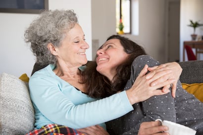 ‘Mamitis’: Especialistas explican el apego excesivo a mamá y cómo evitar que luego afecte la vida adulta