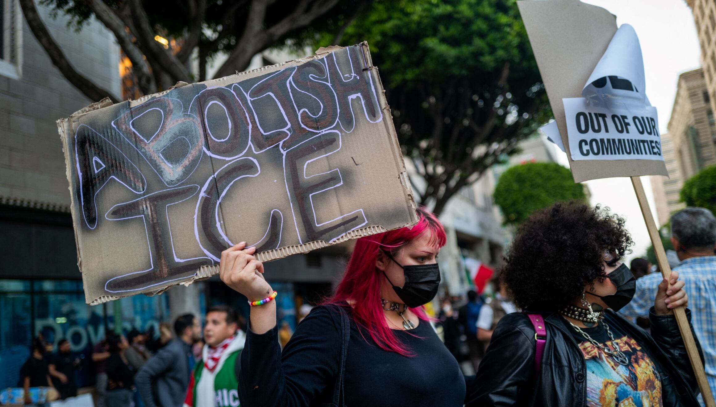 Miles de familias han salido a las calles de Estados Unidos para protestar en contra de ICE (Foto: AFP)