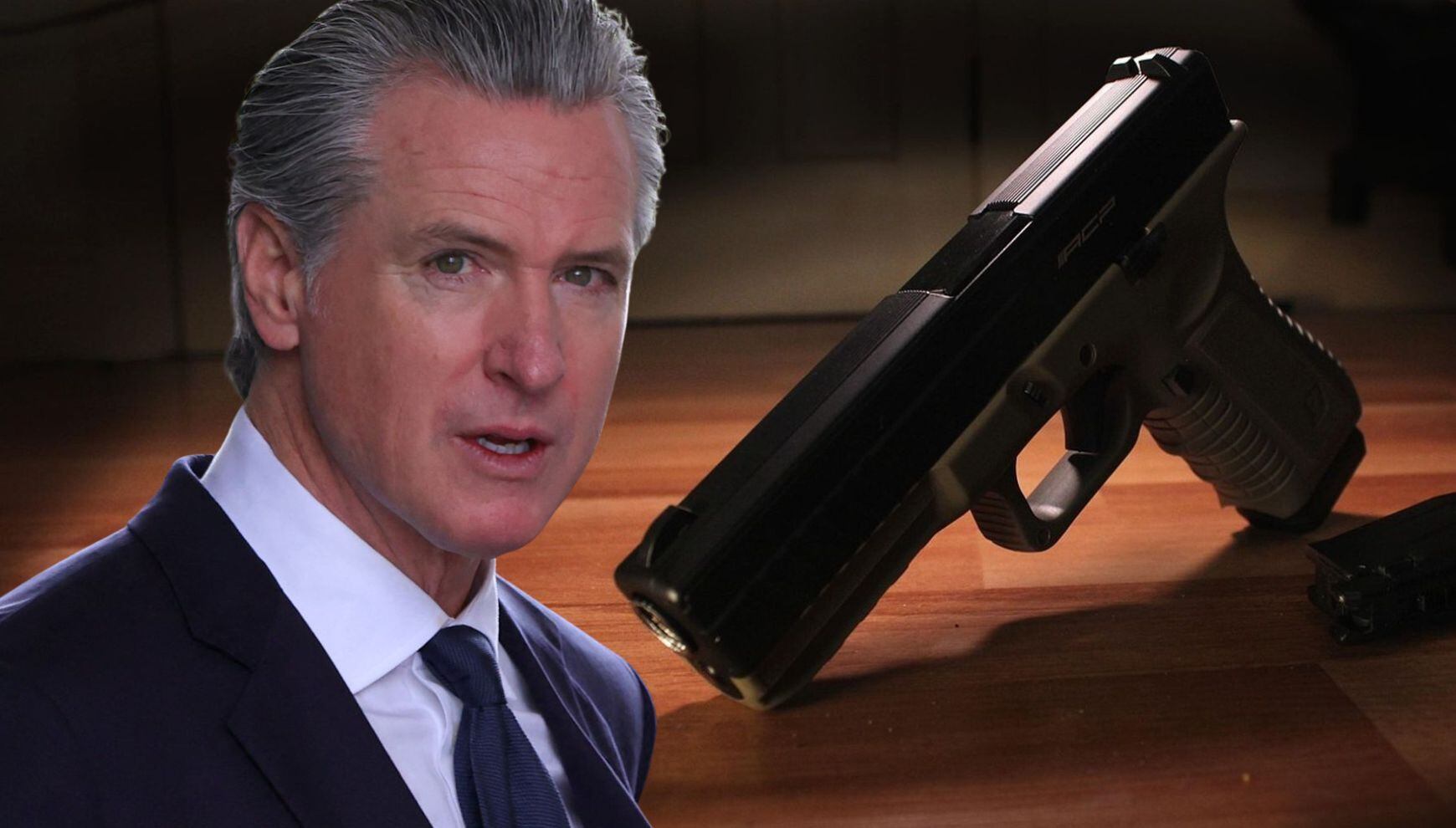 La norma apunta a pistolas semiautomáticas cuyo diseño permite instalar dispositivos ilegales que multiplican los disparos con una sola presión del gatillo (Foto: AFP / Pixabay / Composición Canva para Gestión MIX)