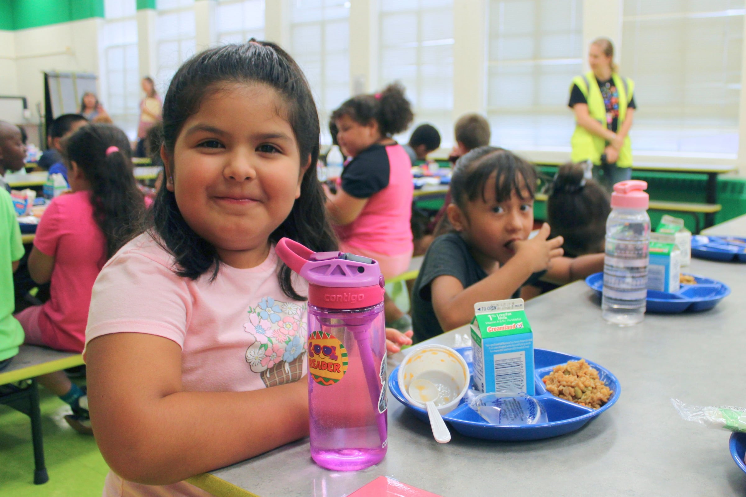 La alimentación en las escuelas de Texas es un tema muy importante para los padres (Foto: AP)
