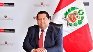 Alex Contreras juramentó como nuevo ministro de Economía