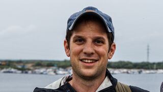 Familia del periodista de EE.UU. encarcelado en Rusia lucha por su liberación