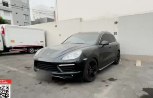 Andrés Hurtado: autos de lujo abandonados en cochera de Miraflores revelan oscuro trasfondo. (Foto: Captura de pantalla / Cuarto Poder)