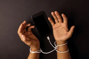 Cuáles son las 5 formas de violencia digital más comunes (y cómo protegerse)