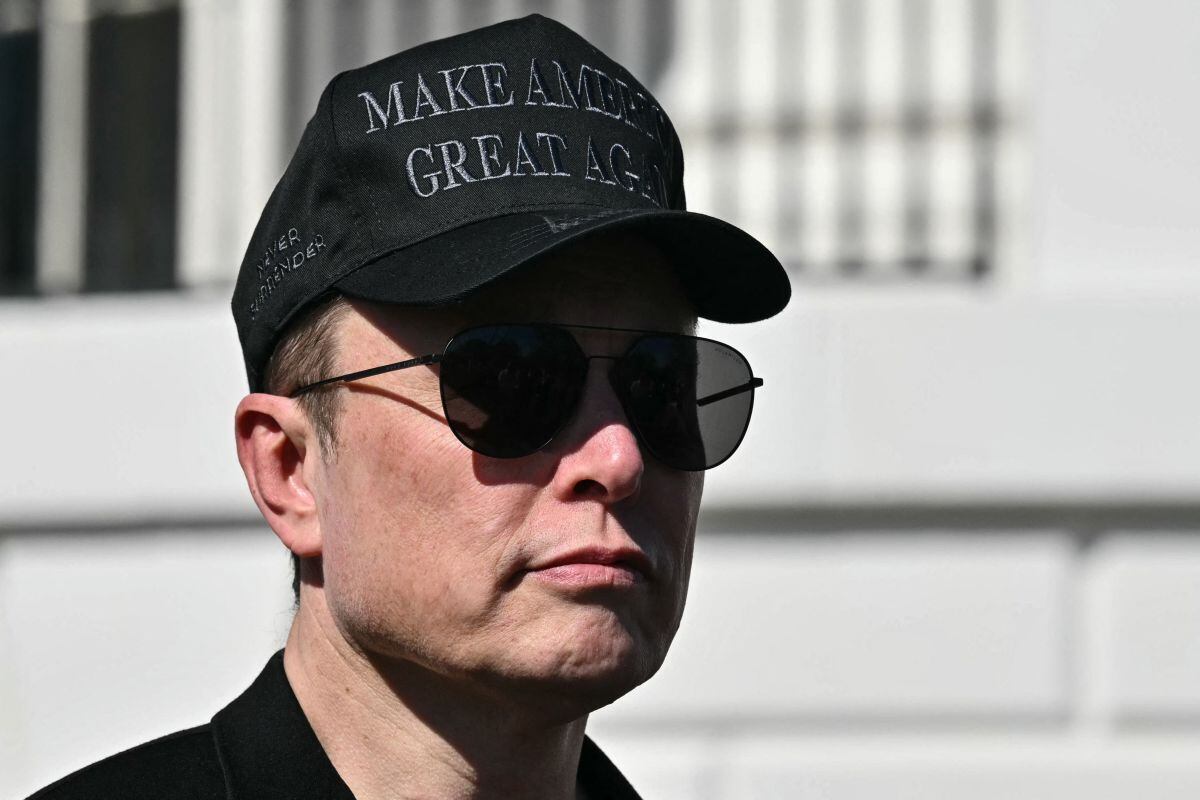 Elon Musk es quien dirige DOGE, organismo que busca reducir el presupuesto federal (Foto: AFP)