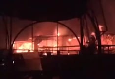 Al menos 23 muertos en el incendio de un club nocturno en India