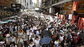 Cientos de miles marchan en Hong Kong para pedir democracia