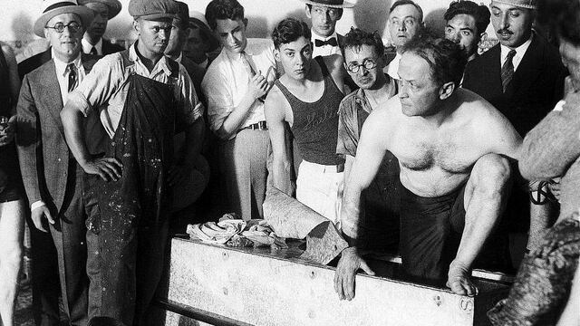 A 96 años de su última hazaña: los grandes momentos que forjaron la leyenda de Harry Houdini