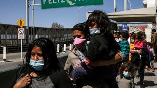 EE.UU. reanuda “Quédate en México” al recibir 30 pedidos de asilo en Texas